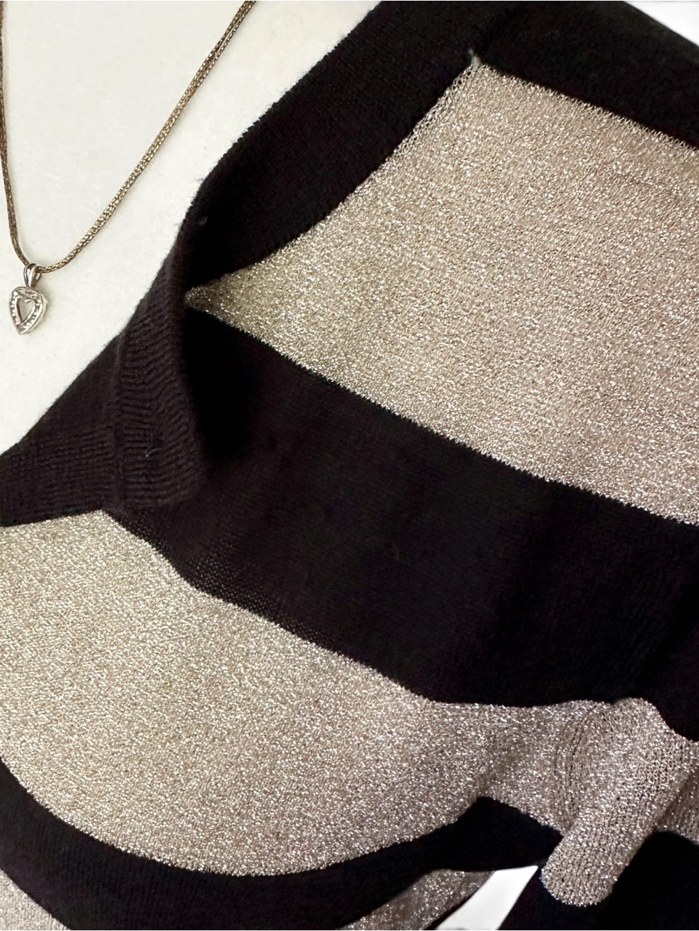 Ann Taylor Merino Wool Cardigan | Size M | Metallic Gold and Black Wool | Beauty - Picture 2 of 11
